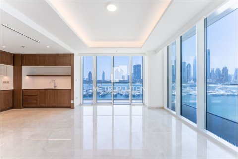 Appartement à EMAAR Beachfront, Dubai Harbour, Dubai, 3 chambres, 178 m², № 72823 - photo 1