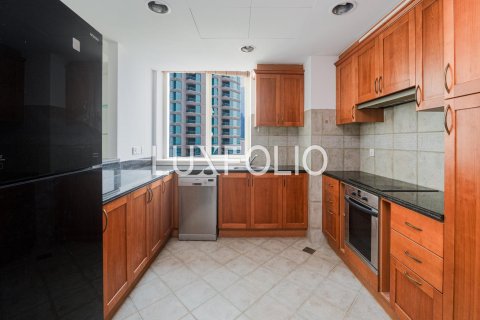 Apartment in Emaar 6 Towers, Dubai Marina, Dubai 2 bedrooms, 159 sq.m. № 45345 - photo 10