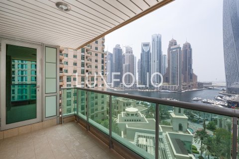Apartment in Emaar 6 Towers, Dubai Marina, Dubai 2 bedrooms, 159 sq.m. № 45345 - photo 2