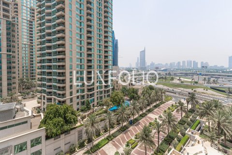 Apartment in Emaar 6 Towers, Dubai Marina, Dubai 2 bedrooms, 159 sq.m. № 45345 - photo 7