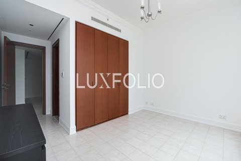 Apartment in Emaar 6 Towers, Dubai Marina, Dubai 2 bedrooms, 159 sq.m. № 45345 - photo 12