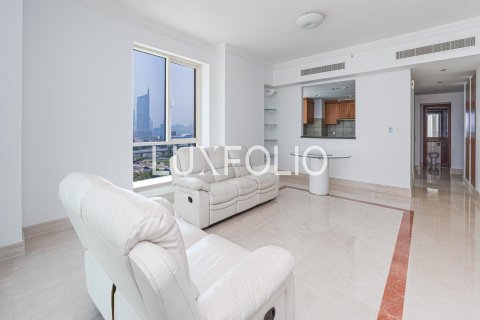 Apartment in Emaar 6 Towers, Dubai Marina, Dubai 2 bedrooms, 159 sq.m. № 45345 - photo 5