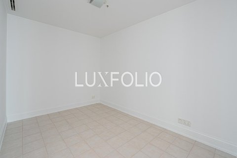 Apartment in Emaar 6 Towers, Dubai Marina, Dubai 2 bedrooms, 159 sq.m. № 45345 - photo 14