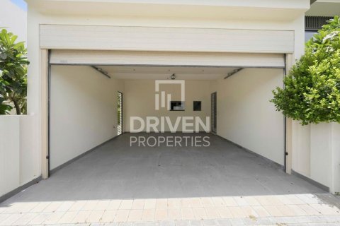 Villa in Golf Place, Dubai Hills Estate, Dubai 4 bedrooms, 698.35 sq.m. № 126541 - photo 30