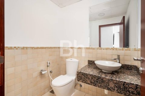 Appartement à Jumeirah Beach Residence, Dubai, 2 chambres, 129 m², № 56760 - photo 2