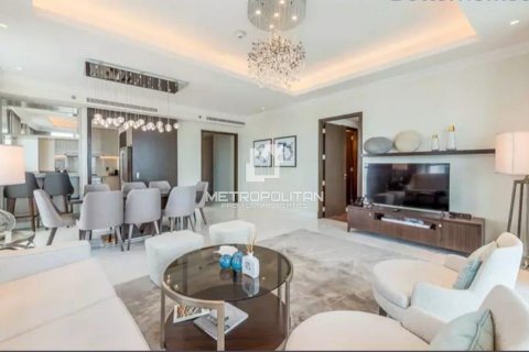 Apartment in The Address Residence Fountain Views, Downtown Dubai (Downtown Burj Dubai), Dubai 3 bedrooms, 185 sq.m. № 7355 - photo 4