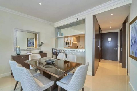 Apartment in The Address Residence Fountain Views, Downtown Dubai (Downtown Burj Dubai), Dubai 2 bedrooms, 127 sq.m. № 7356 - photo 5