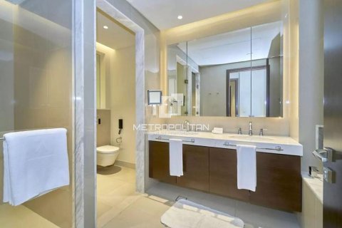 Apartment in The Address Residence Fountain Views, Downtown Dubai (Downtown Burj Dubai), Dubai 2 bedrooms, 127 sq.m. № 7356 - photo 11