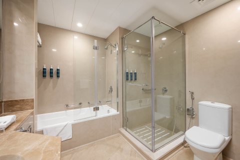 Apartment in Sheikh Zayed Road, Dubai 3 bedrooms, 190 sq.m. № 138984 - photo 12