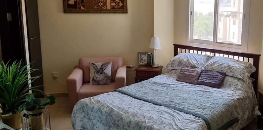 Квартира в REMRAAM APARTMENTS в Remraam, Дубай, 2 спальни, 129м², № 30142