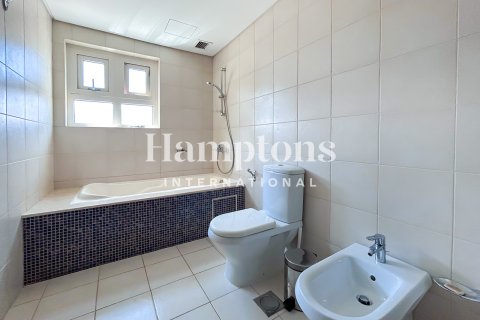 Apartment in FIVE Palm Jumeirah, Palm Jumeirah, Dubai 4 bedrooms, 203.17 sq.m. № 101380