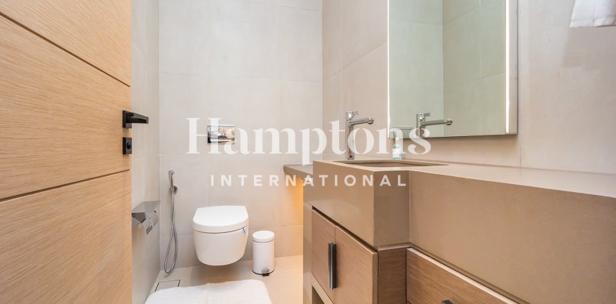 Apartment in Jumeirah Beach Residence, Dubai 2 bedrooms, 108.139 sq.m. № 101365