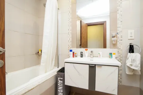 Apartment in Business Bay, Dubai 3 bedrooms, 172 sq.m. № 113076 - photo 24