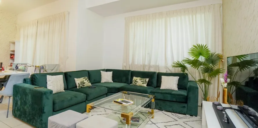 Apartment in Business Bay, Dubai 3 bedrooms, 172 sq.m. № 113076
