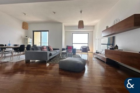 Apartment in Shams, Jumeirah Beach Residence, Dubai 2 bedrooms, 170 sq.m. № 75795 - photo 14