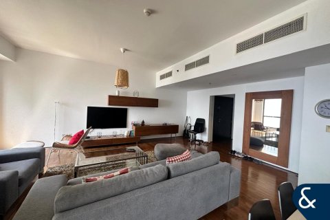 Apartment in Shams, Jumeirah Beach Residence, Dubai 2 bedrooms, 170 sq.m. № 75795 - photo 15