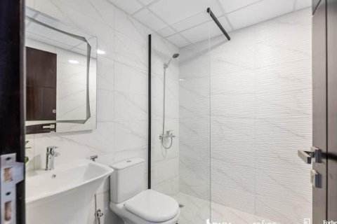 Купить квартиру в Al Warsan, Дубай: 2 спальни, 89.1м², № 3853 - фото 2