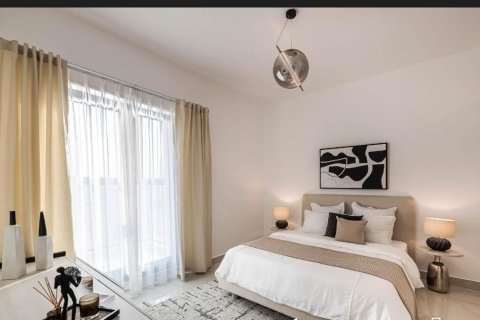 Купить квартиру в Al Warsan, Дубай: 2 спальни, 89.1м², № 3853 - фото 3