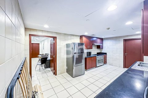 Купить квартиру в Джумейра Бич Резиденс, Дубай: 4 спальни, 332м², № 57363 - фото 14