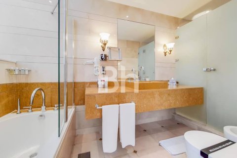 Hotel Apartamento en Barsha Heights (Tecom), Dubai, 4 dormitorios, 326 m², № 57341 - foto 16