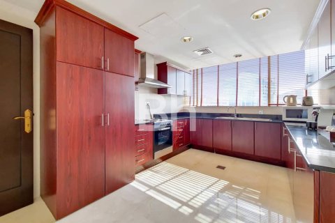 Hotel Apartamento en Barsha Heights (Tecom), Dubai, 4 dormitorios, 326 m², № 57341 - foto 17