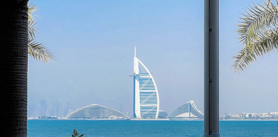 Квартира в Пальме Джумейре, Дубай, 1 спальня, 138.8м², № 97532