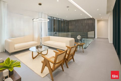 Villa in Deira, Dubai 10 bedrooms, 780.4 sq.m. № 59570 - photo 4