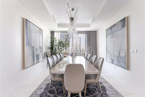 Apartment in Downtown Dubai (Downtown Burj Dubai), Dubai 4 bedrooms, 361 sq.m. № 43521 - photo 5