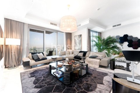Apartment in Downtown Dubai (Downtown Burj Dubai), Dubai 4 bedrooms, 361 sq.m. № 43521 - photo 20