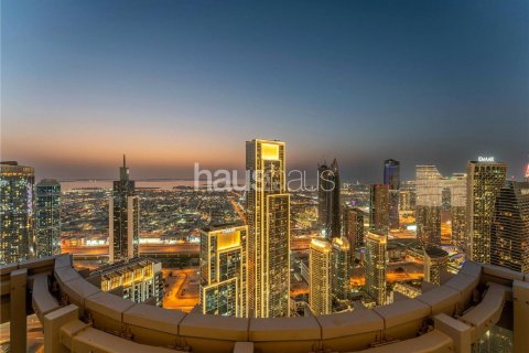 Apartment in Downtown Dubai (Downtown Burj Dubai), Dubai 4 bedrooms, 361 sq.m. № 43521 - photo 22