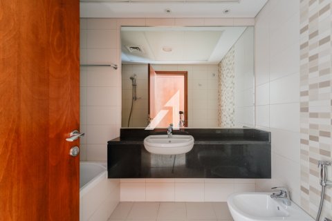 Купить квартиру в Dubai Media City, Дубай: 3 спальни, 233м², № 101453 - фото 30