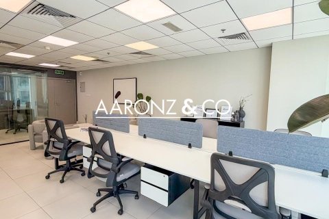 Office in Business Bay, Dubai 76 sq.m. № 101463 - photo 11