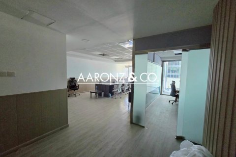 Office in Business Bay, Dubai 108 sq.m. № 101464 - photo 8