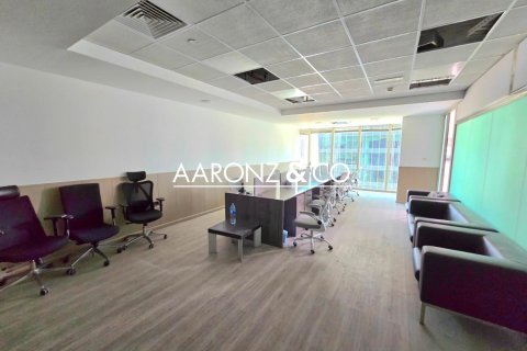Office in Business Bay, Dubai 108 sq.m. № 101464 - photo 12