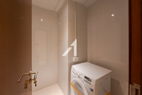 Apartment in Al Habtoor City, Business Bay, Dubai 3 bedrooms, 183 sq.m. № 101454 - photo 30