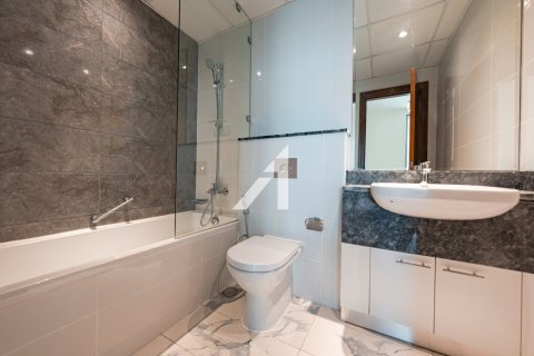 Apartment in Al Habtoor City, Business Bay, Dubai 3 bedrooms, 183 sq.m. № 101454 - photo 21