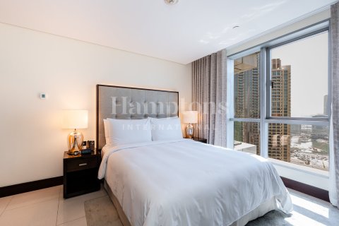 Apartment in Downtown Dubai (Downtown Burj Dubai), Dubai 2 bedrooms, 171.68009885 sq.m. № 63298 - photo 16