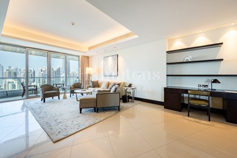 Apartment in Downtown Dubai (Downtown Burj Dubai), Dubai 2 bedrooms, 171.68009885 sq.m. № 63298 - photo 13