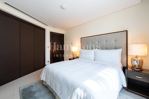 Apartment in Downtown Dubai (Downtown Burj Dubai), Dubai 2 bedrooms, 171.68009885 sq.m. № 63298 - photo 15