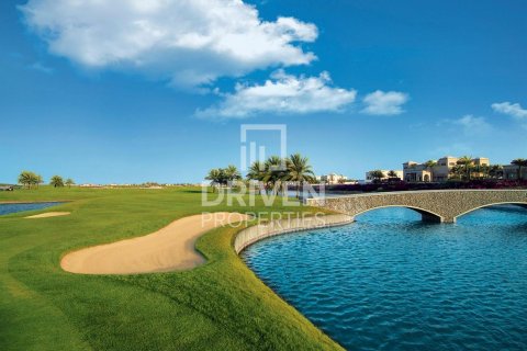 Apartment in The Views, Dubai 2 bedrooms, 107.58 sq.m. № 126289 - photo 11