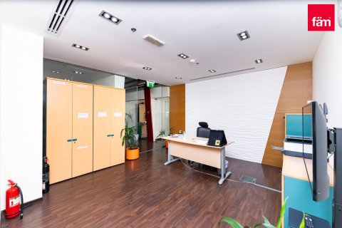 Oficina en Dubai, 163.7 m², № 10512 - foto 2