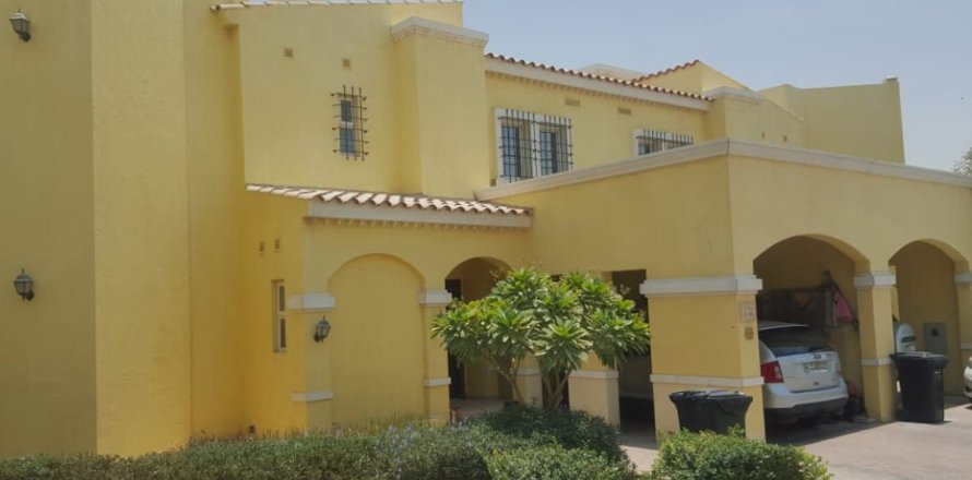 Вилла в Дубае, 2 спальни, 169.5м², № 77752