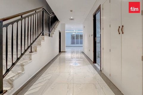 Villa en Dubai, 3 dormitorios, 313.2 m², № 77755 - foto 9