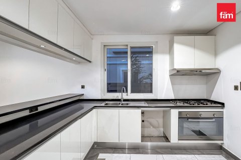 Villa en Dubai, 3 dormitorios, 313.2 m², № 77755 - foto 11