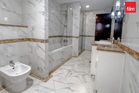 Villa en Dubai, 3 dormitorios, 313.2 m², № 77755 - foto 22