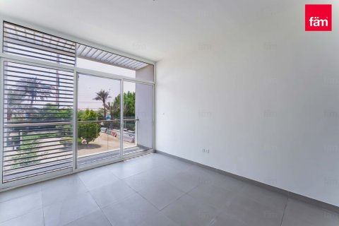Adosado en Dubai, 3 dormitorios, 263.9 m², № 77754 - foto 6