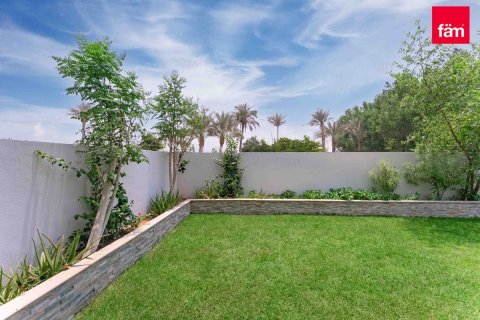 Adosado en Dubai, 3 dormitorios, 263.9 m², № 77754 - foto 17