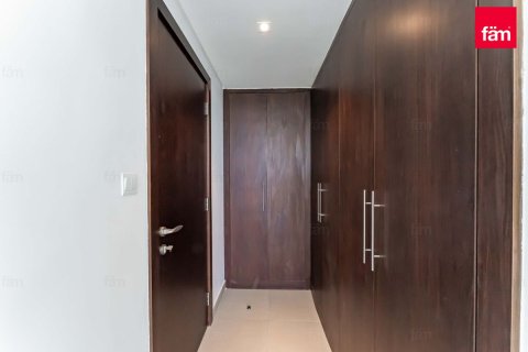 Adosado en Dubai, 3 dormitorios, 263.9 m², № 77754 - foto 12