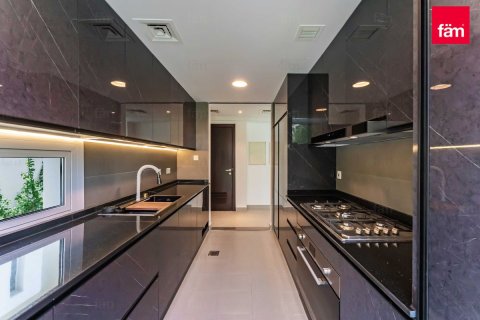 Adosado en Dubai, 3 dormitorios, 263.9 m², № 77754 - foto 9