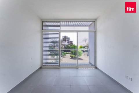Adosado en Dubai, 3 dormitorios, 263.9 m², № 77754 - foto 8
